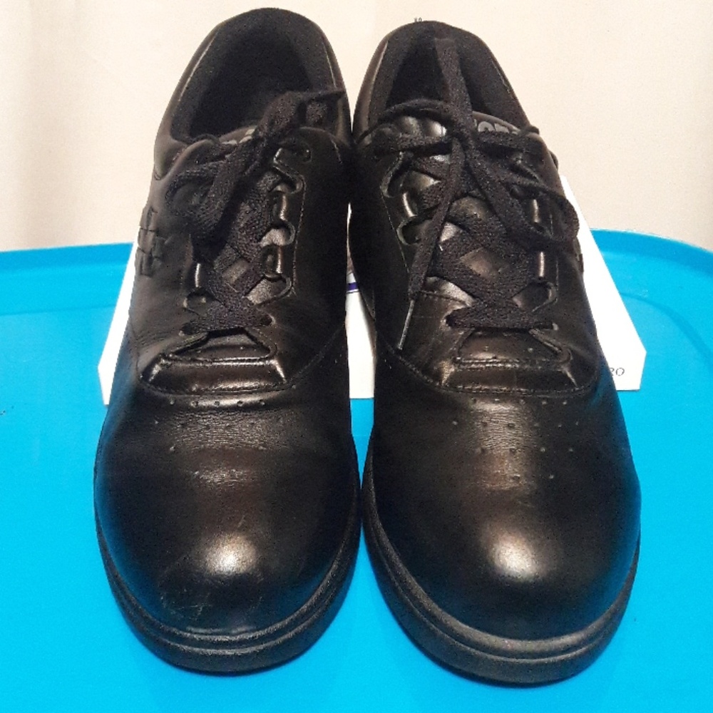 Propet vista walker black leather shoes 12m